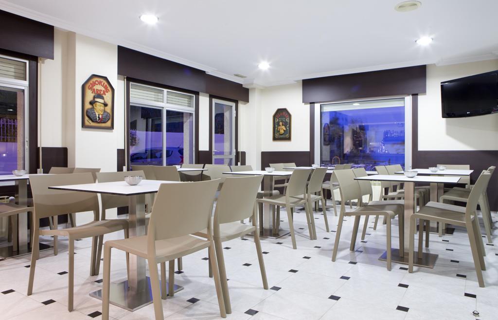 Hotel Duna Portonovo Buitenkant foto